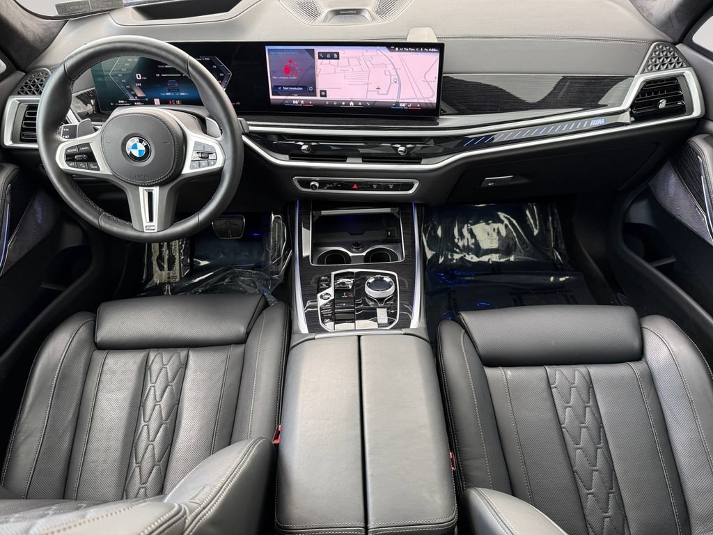 Certified 2026 BMW X7 M60i w/ Executive Package AWD/4WD image 10