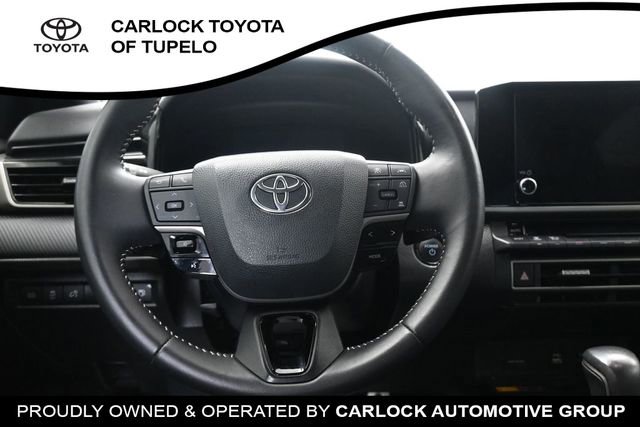 Used 2025 Toyota Camry SE FWD image 27