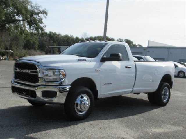 Used 2022 RAM 3500 Tradesman image 3