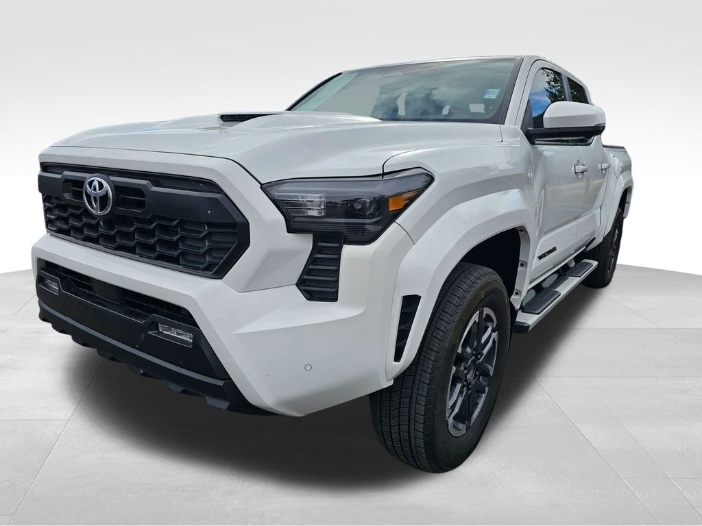 Used 2024 Toyota Tacoma TRD Sport w/ TRD Sport Premium Package AWD/4WD image 4
