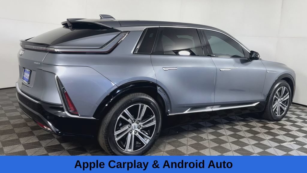 Used 2023 Cadillac Lyriq 2WD image 11