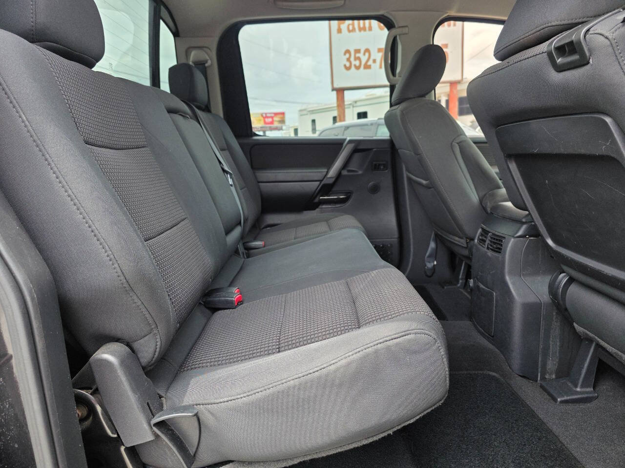 Used 2010 Nissan Titan SE w/ SE Value Truck Pkg AWD/4WD image 11