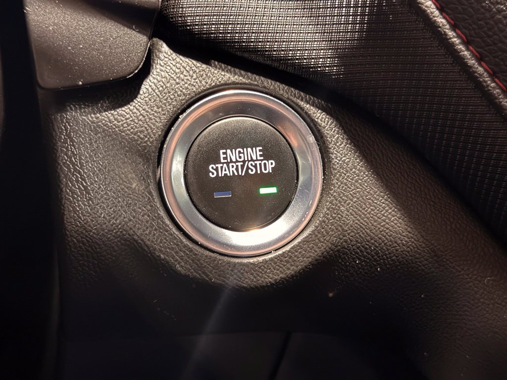 Used 2022 Chevrolet Equinox RS w/ RS Leather Package FWD image 22