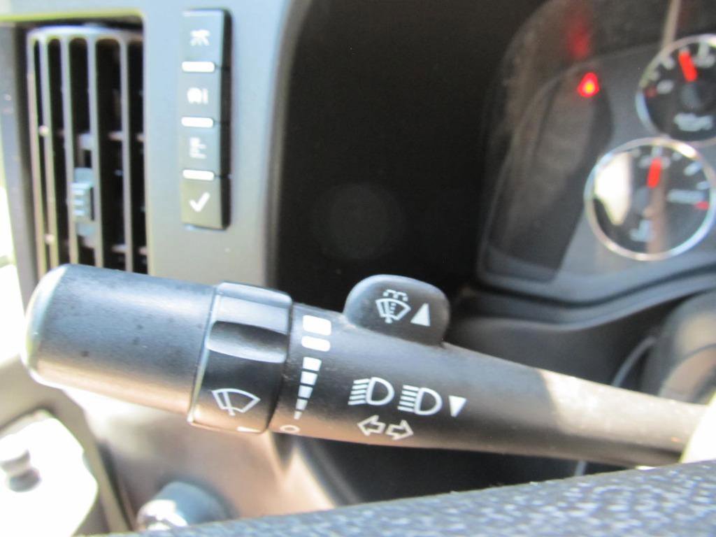 Used 2022 GMC Savana 3500 Extended w/ Driver Convenience Package image 46