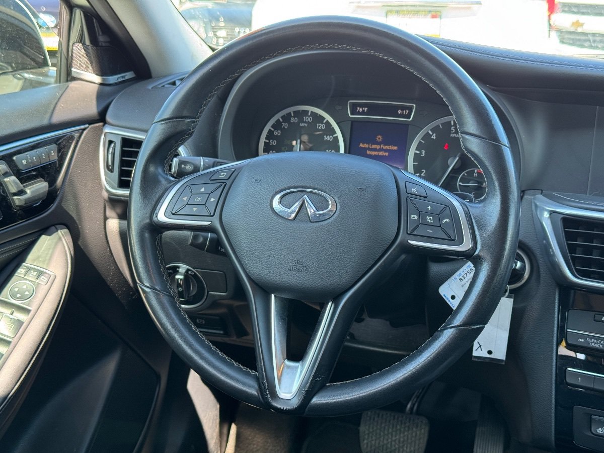 Used 2019 INFINITI QX30 w/ Cargo Package FWD image 18