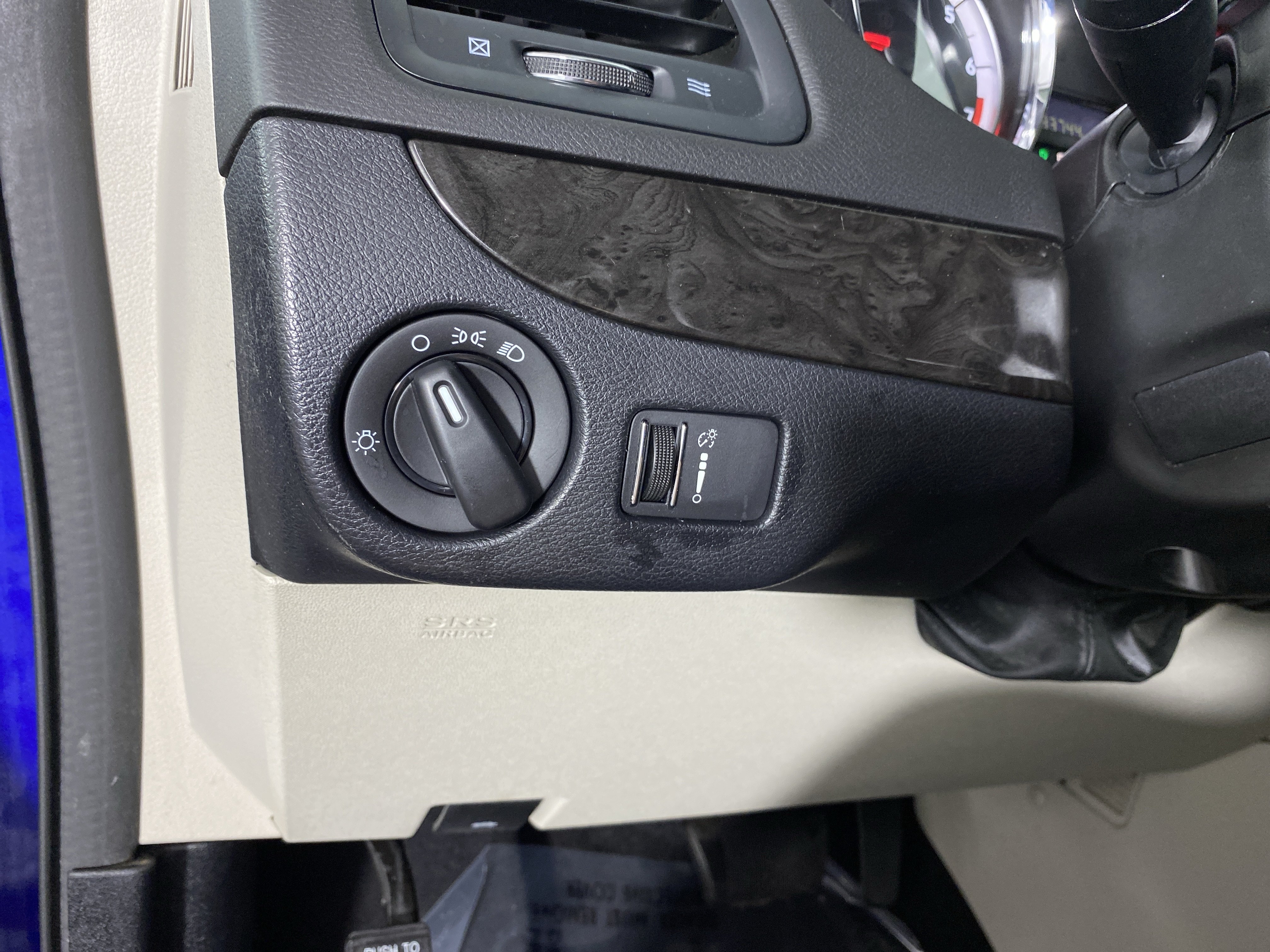 Used 2018 Dodge Grand Caravan SE w/ UConnect Hands-Free Group FWD image 22