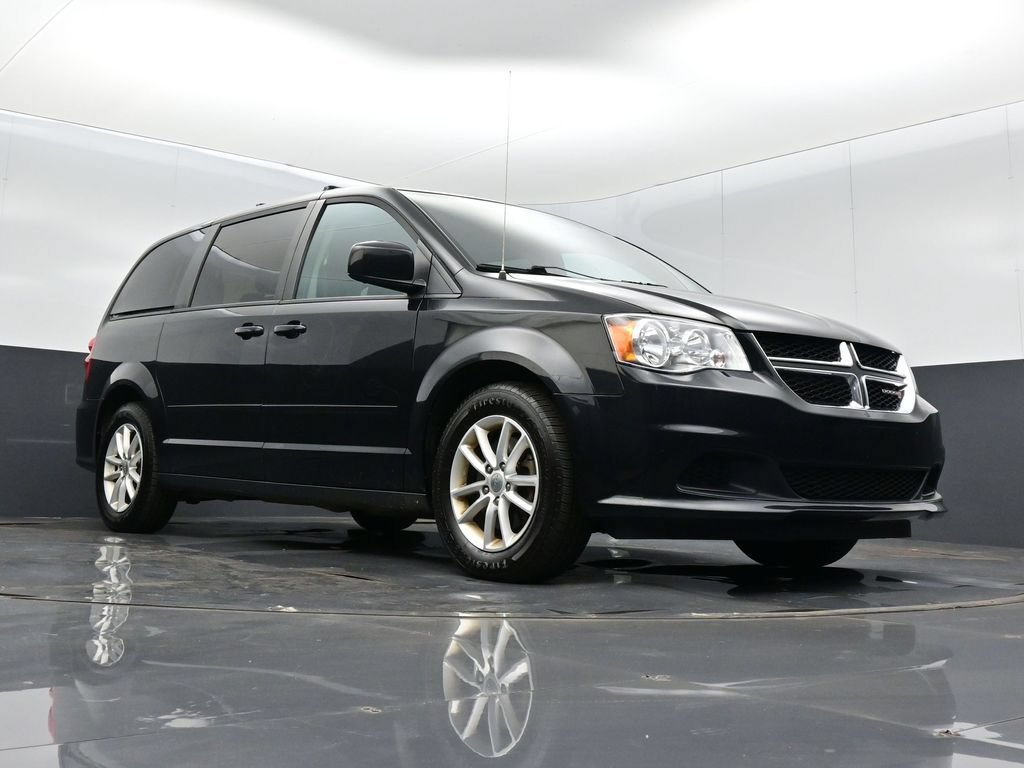 Used 2016 Dodge Grand Caravan SXT FWD image 10