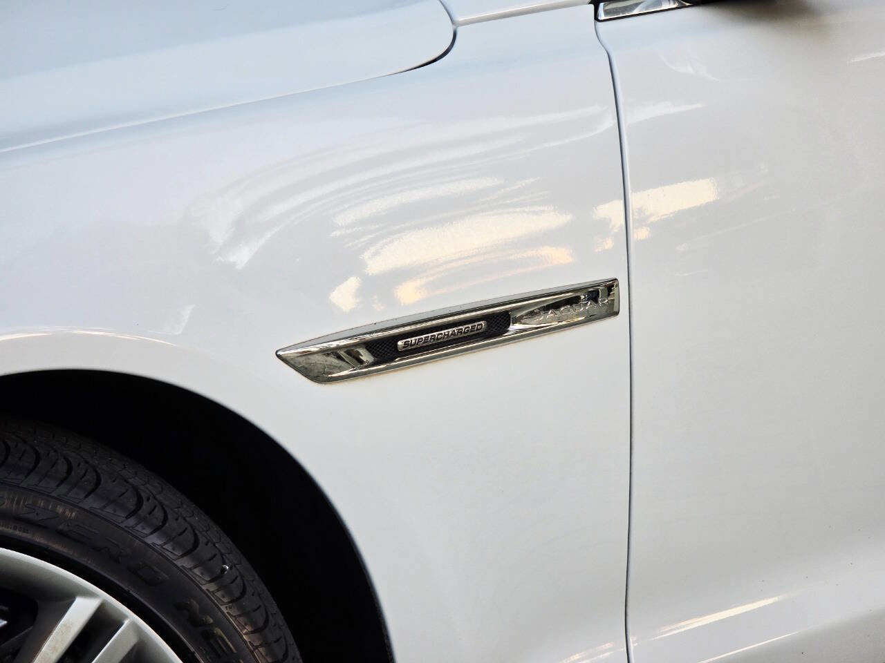 Used 2019 Jaguar XJ L Supercharged image 5