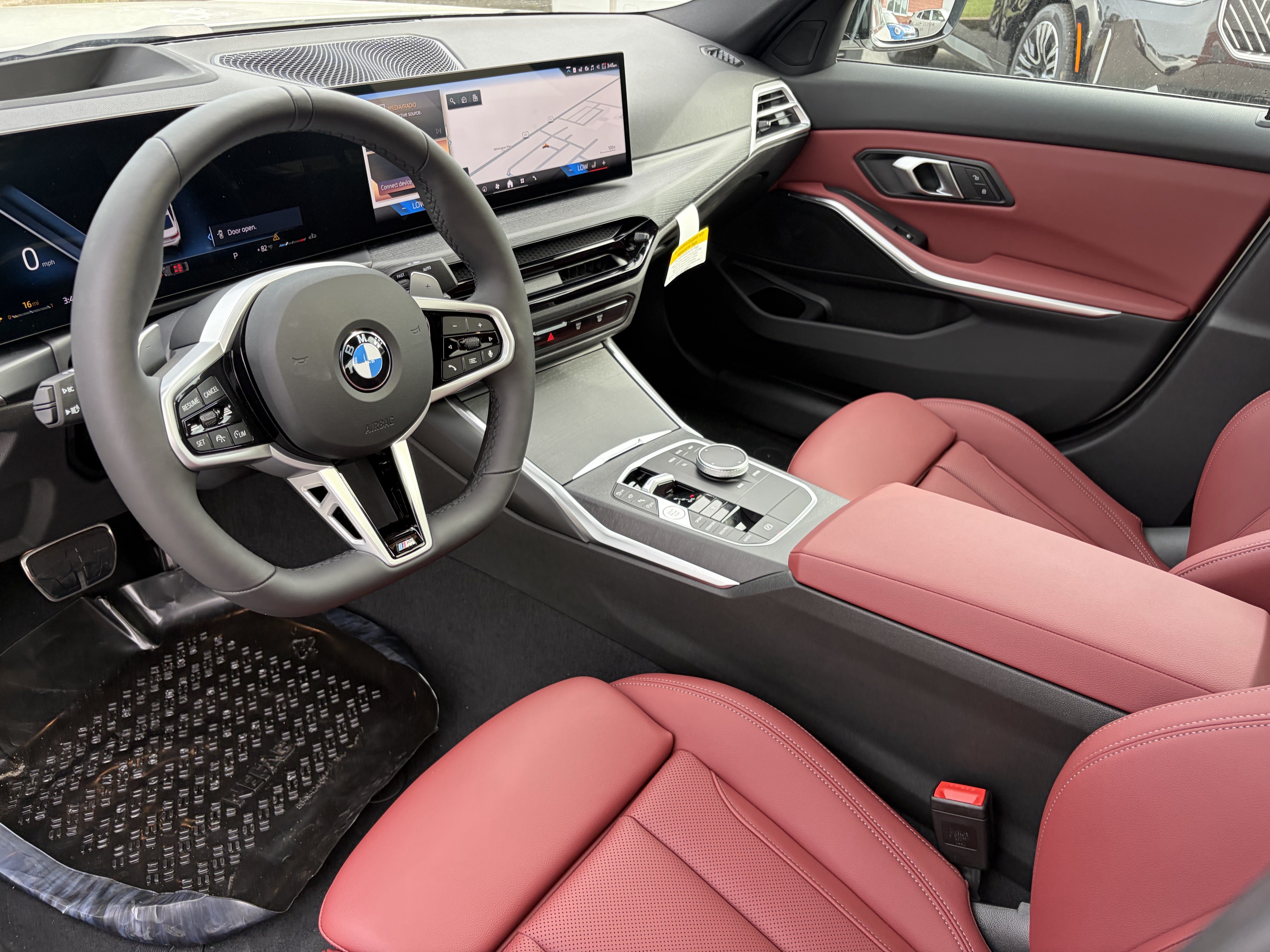 Used 2026 BMW 330i xDrive Sedan AWD/4WD image 9