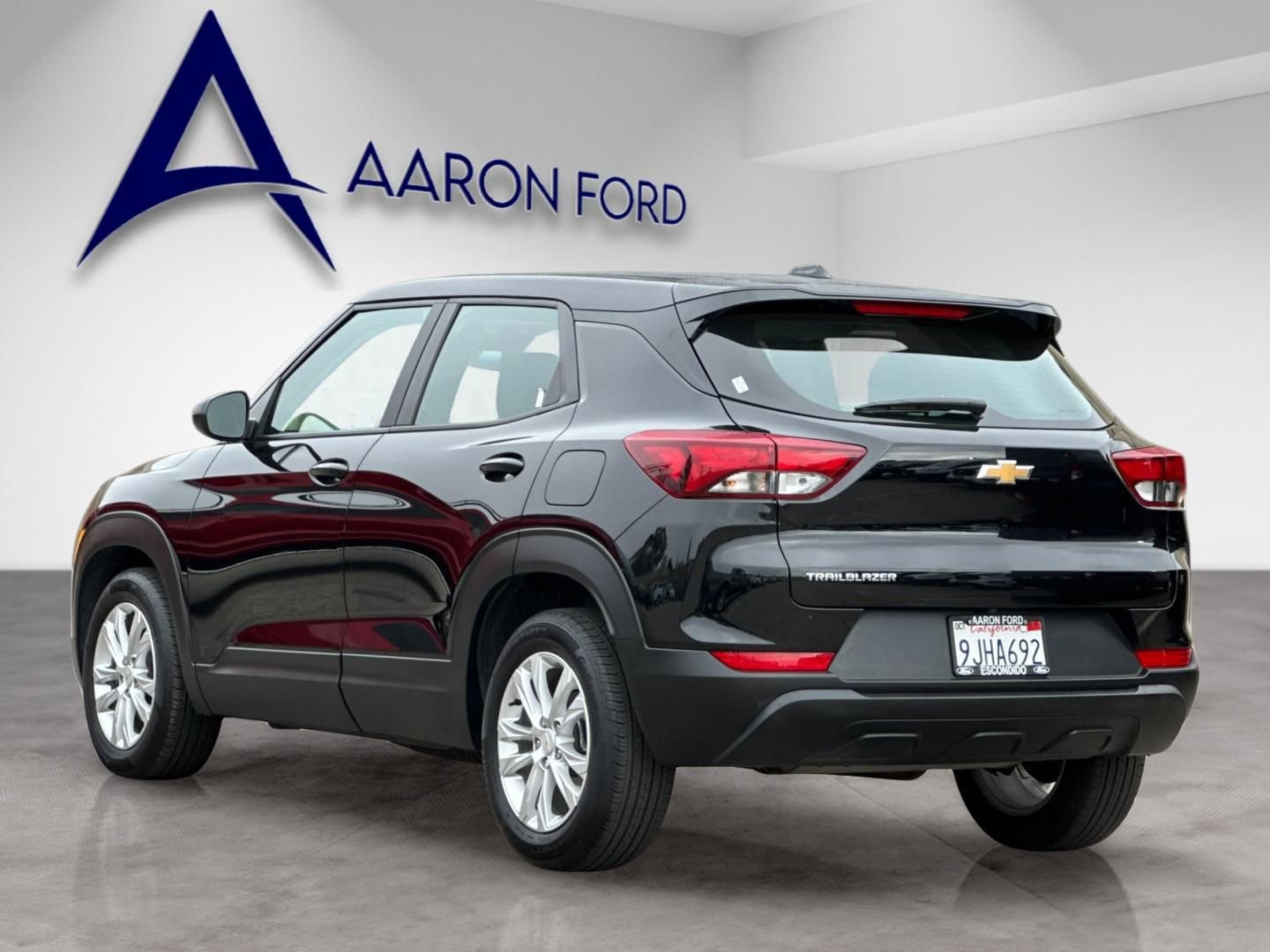 Used 2023 Chevrolet TrailBlazer LS FWD image 4