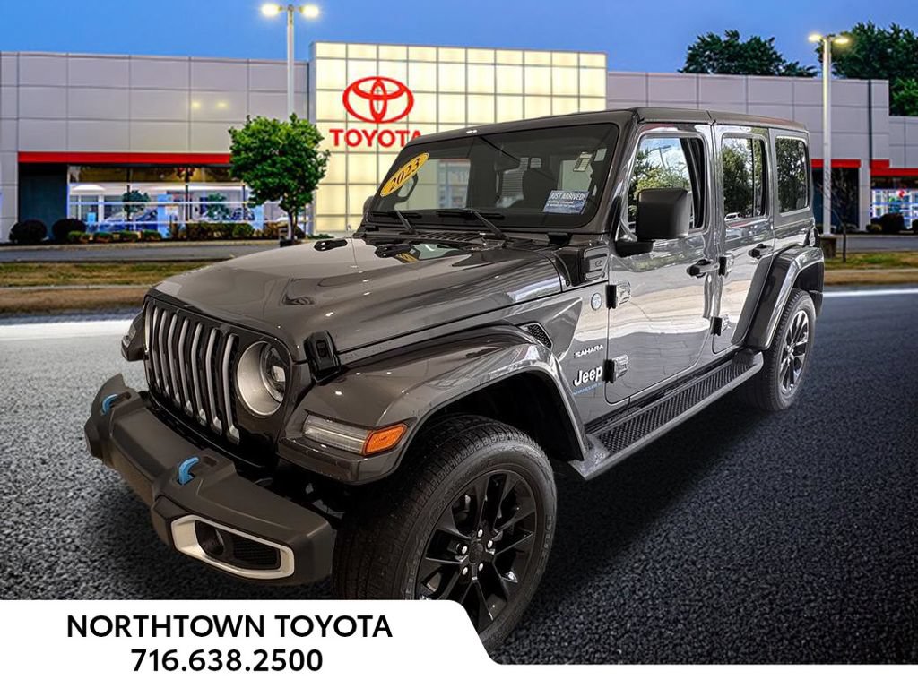 Used 2023 Jeep Wrangler Unlimited Sahara w/ Cold Weather Group AWD/4WD image 1