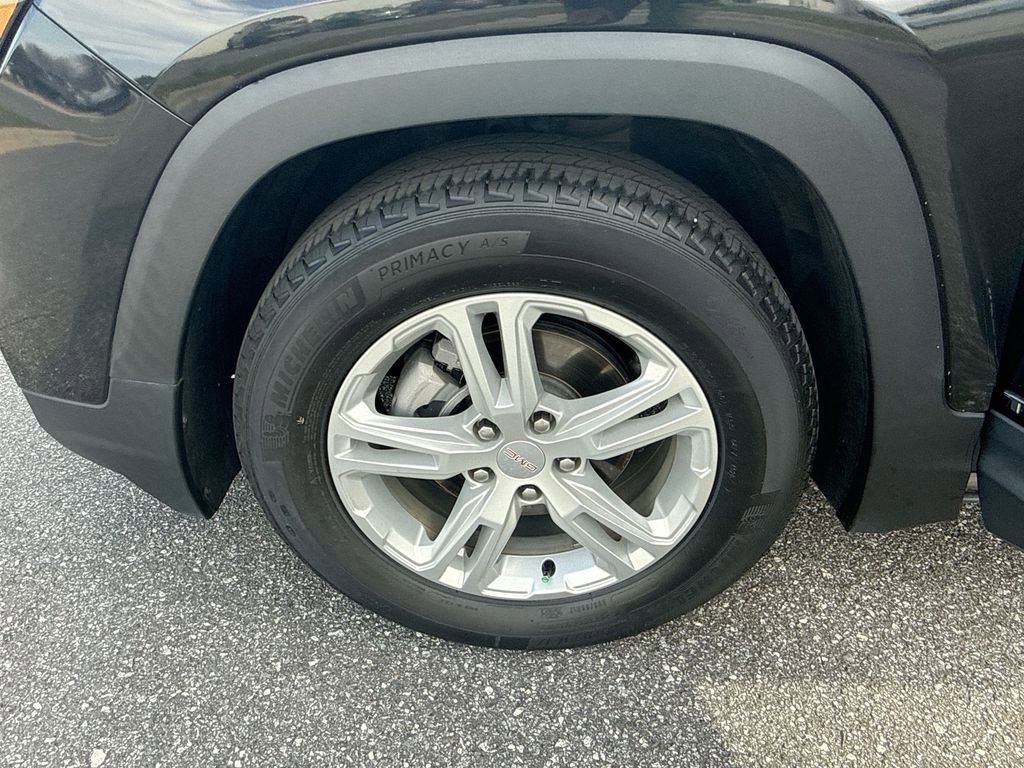 Used 2022 GMC Terrain SLE w/ Driver Convenience Package FWD image 28