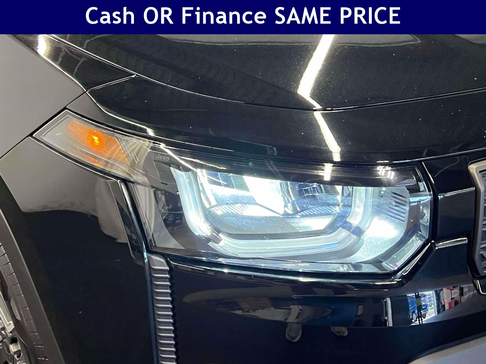 Used 2026 Jeep Cherokee Laredo AWD/4WD image 10
