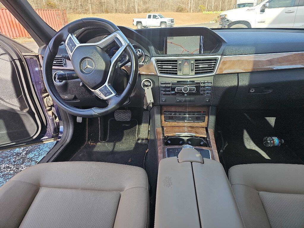 Used 2013 Mercedes-Benz E 350 4MATIC Sedan image 14