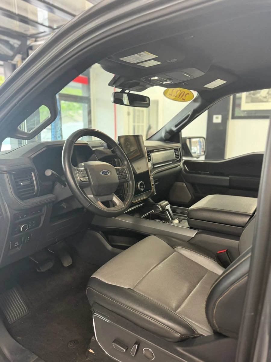 Used 2022 Ford F150 Lightning Lariat AWD/4WD image 11