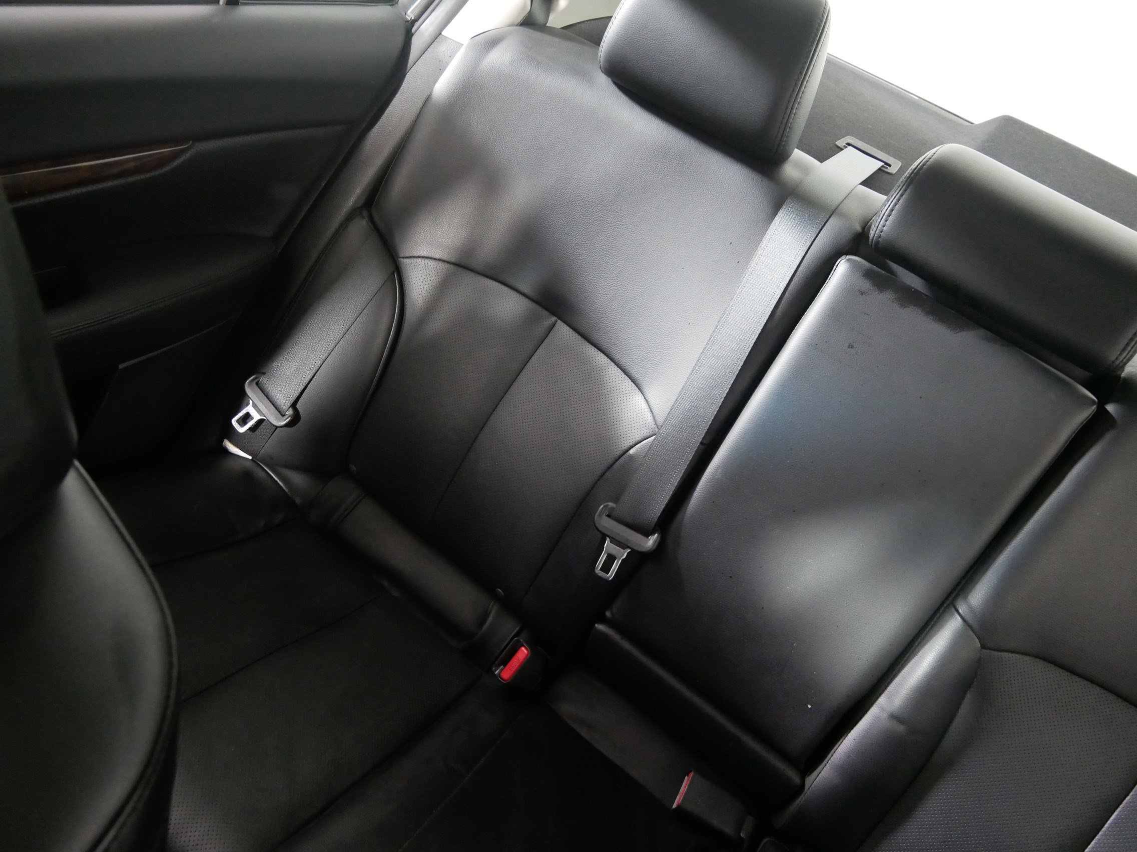 Used 2014 Subaru Legacy 2.5i Limited w/ Moonroof Package image 12