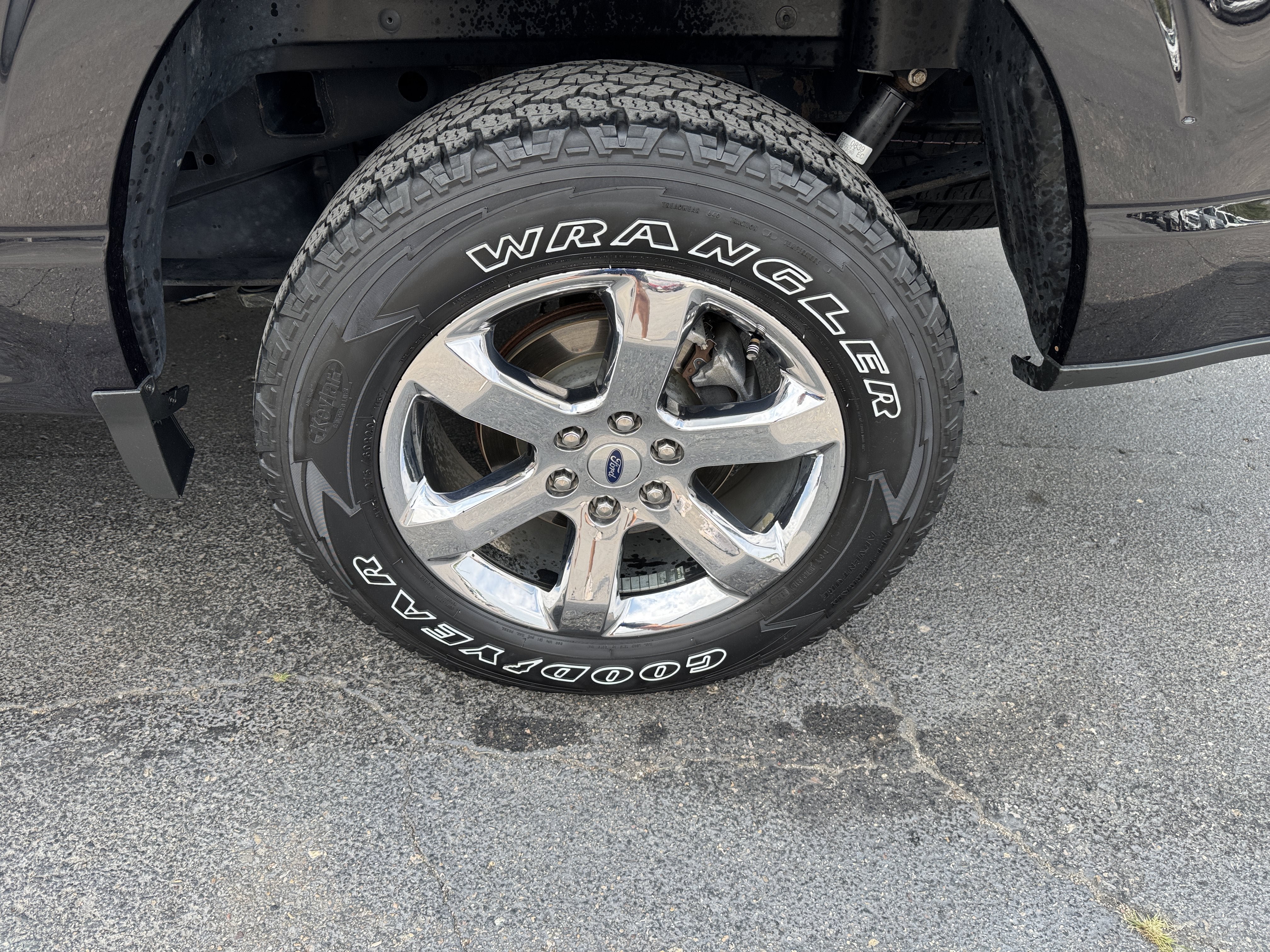 Used 2022 Ford F150 Lariat w/ Equipment Group 502A High AWD/4WD image 42
