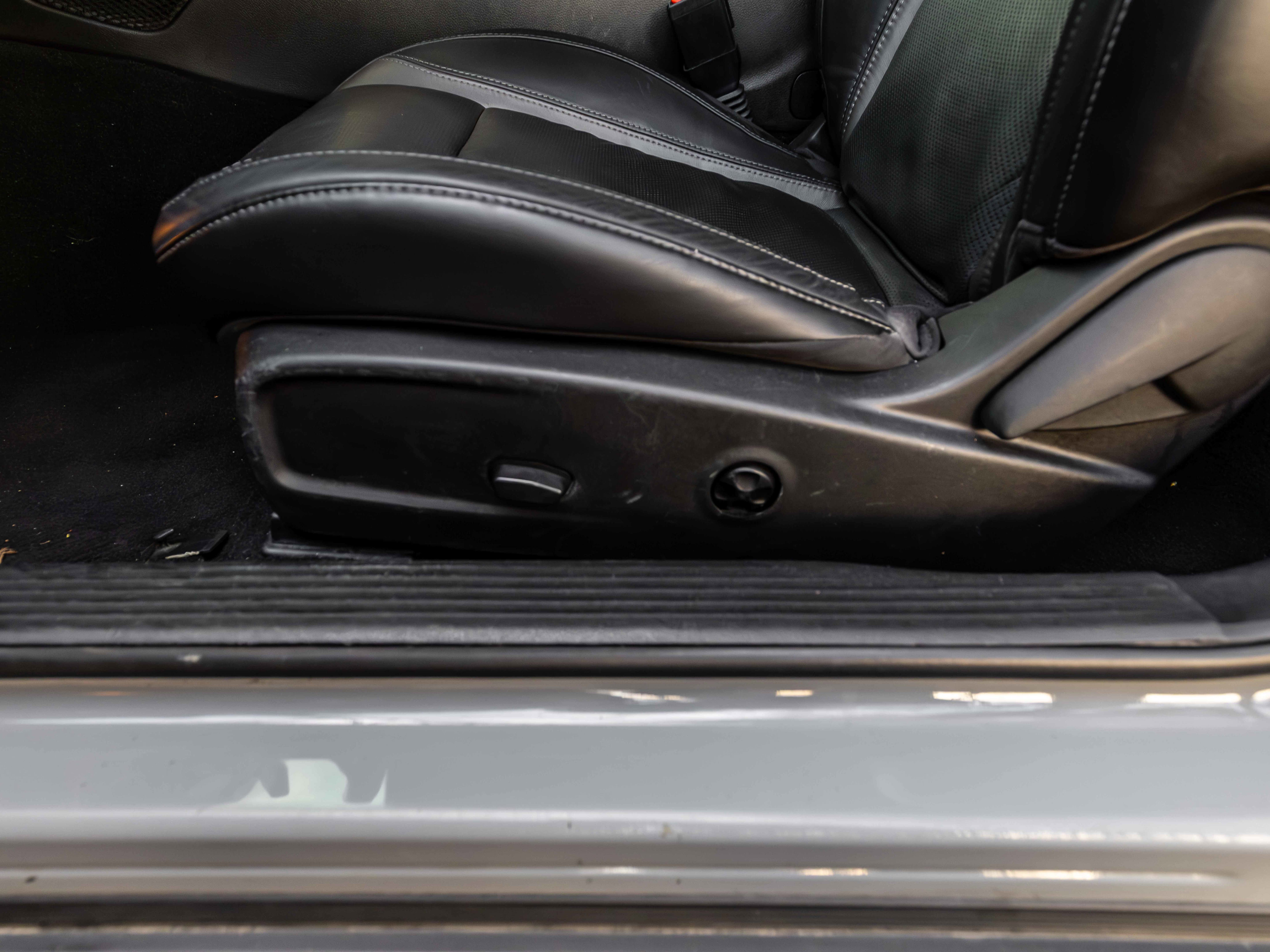 Used 2021 Dodge Challenger SXT w/ Plus Package image 59