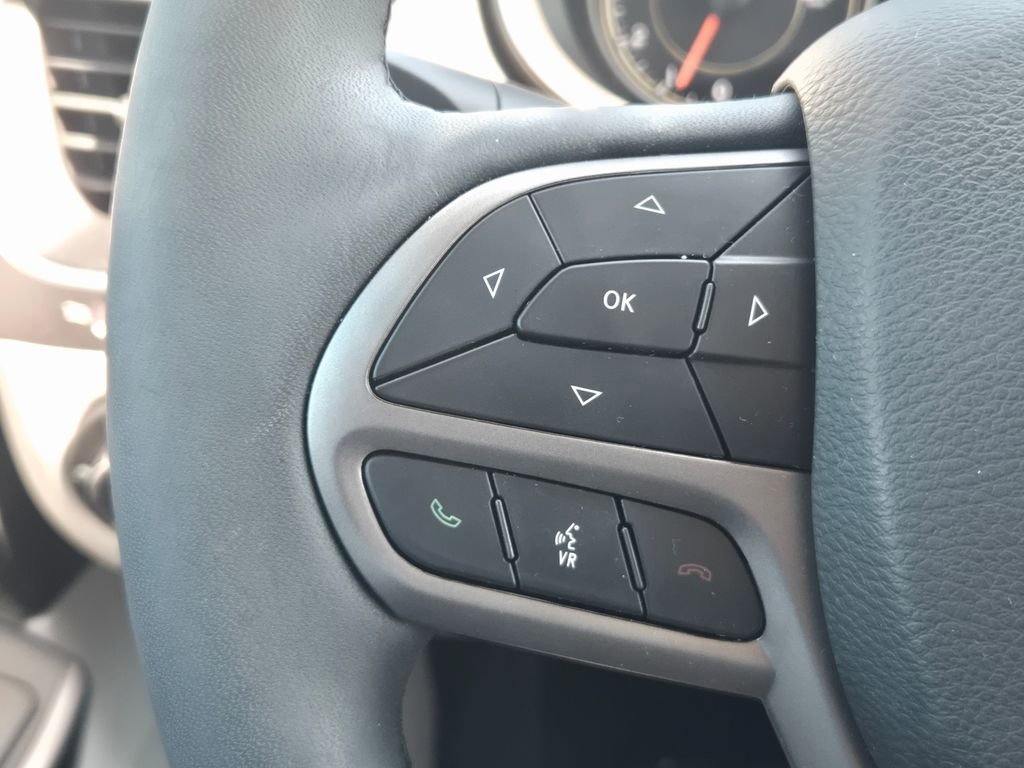 Certified 2021 Jeep Cherokee Latitude Lux image 31