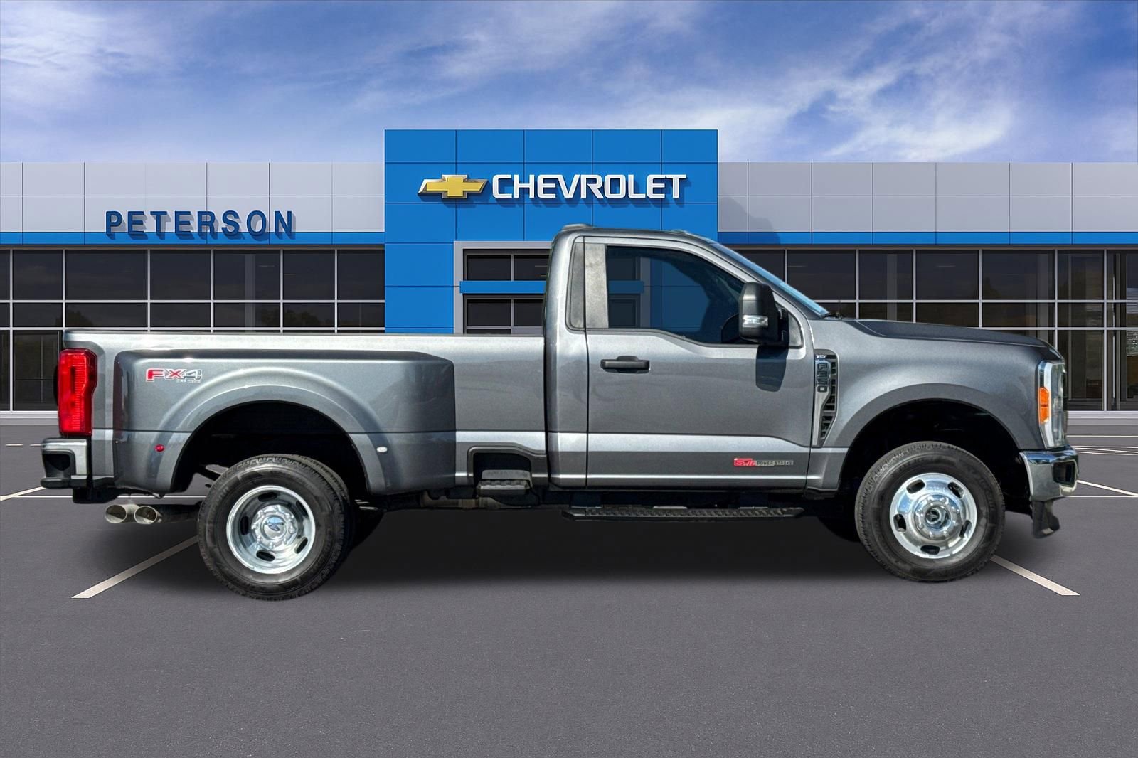 Used 2023 Ford F350 XLT w/ FX4 Off-Road Package AWD/4WD image 3