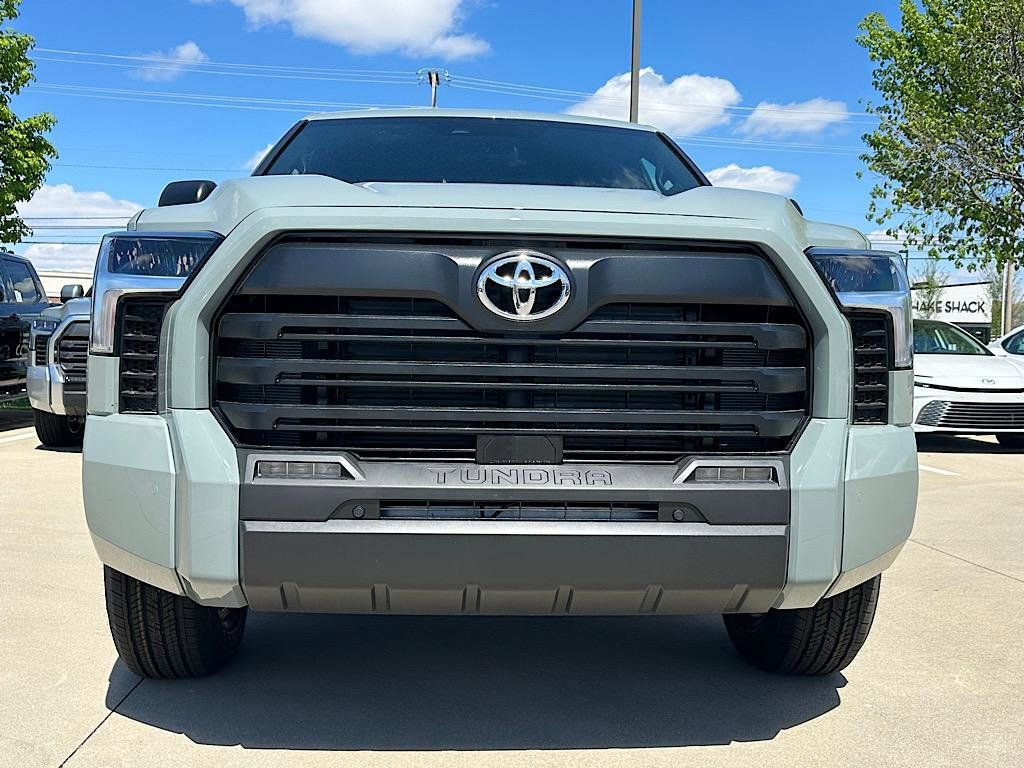 New 2026 Toyota Tundra SR5 AWD/4WD image 2