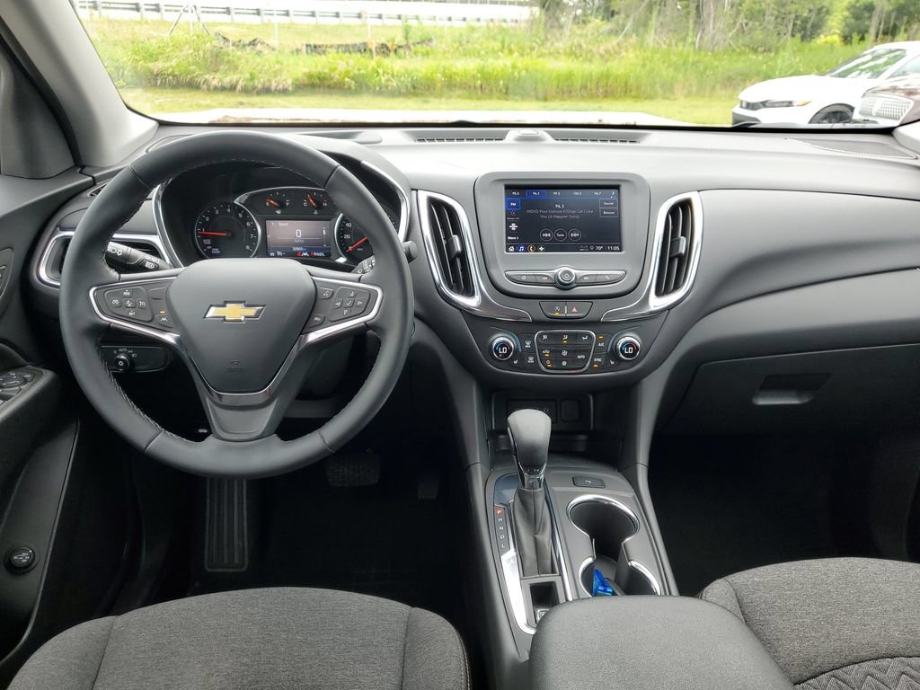 Used 2024 Chevrolet Equinox LT w/ LPO, Floor Liner Package FWD image 14