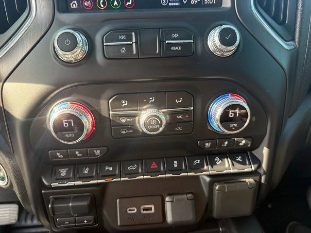 Used 2022 GMC Sierra 2500 AT4 w/ AT4 Preferred Package image 19