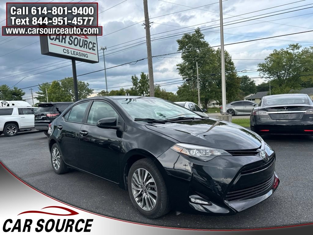Used 2017 Toyota Corolla LE FWD image 2