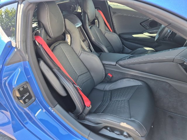 Used 2023 Chevrolet Corvette Stingray Preferred Cpe w/ Z51 Performance Package RWD image 27