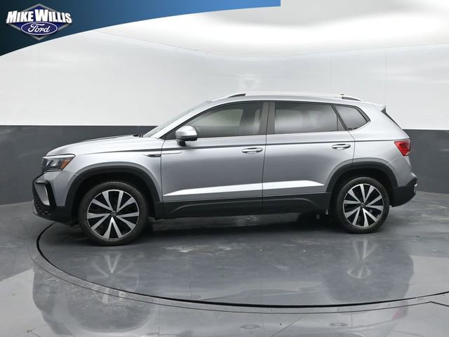 Used 2022 Volkswagen Taos SE image 4