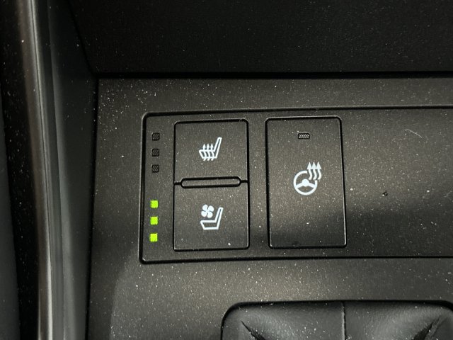 Used 2025 Lexus IS 350 F Sport w/ Navigation Package AWD/4WD image 34