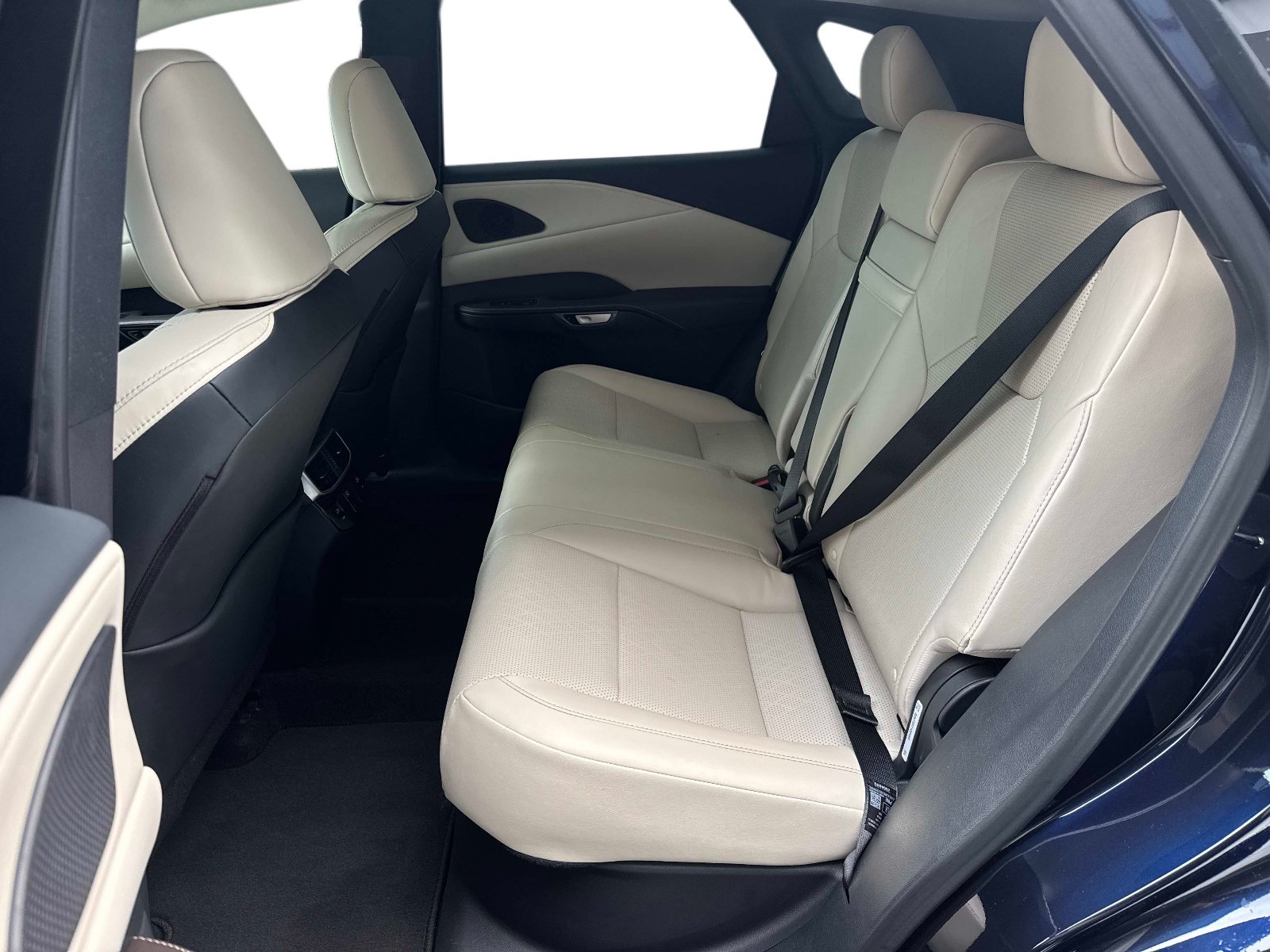 Certified 2023 Lexus RX 350 Premium Plus w/ Cold Area Package AWD/4WD image 14