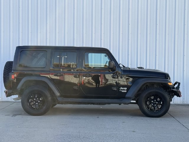Used 2020 Jeep Wrangler Unlimited Sport S AWD/4WD image 3