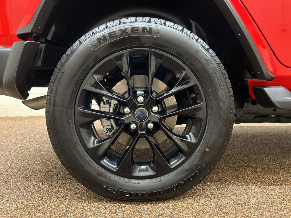 Used 2025 Jeep Wrangler Unlimited Sahara image 27