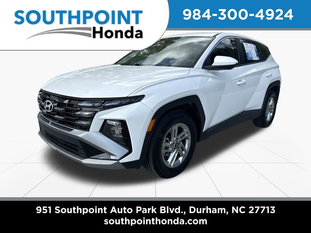 Used 2025 Hyundai Tucson SE video 3