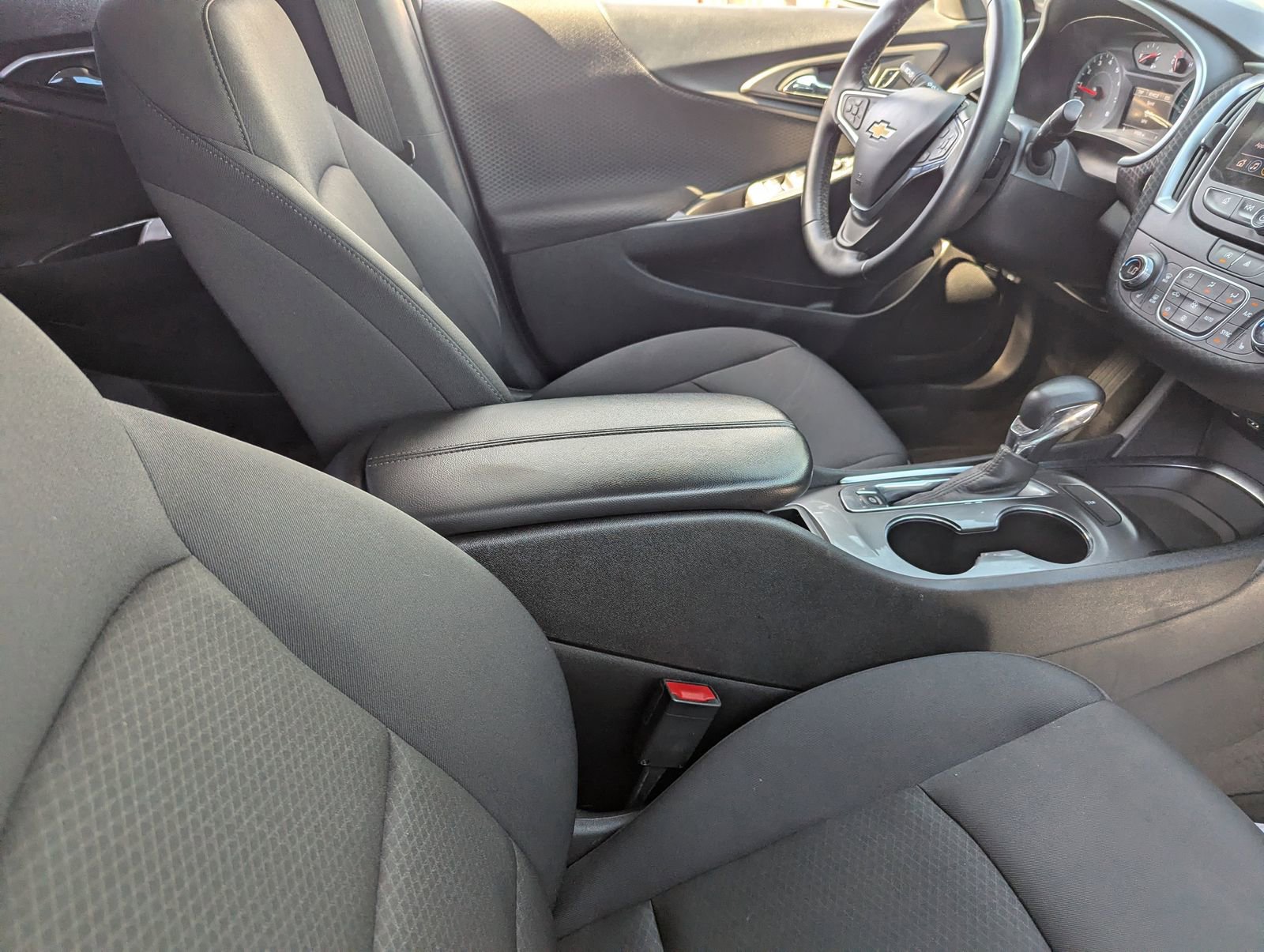 Used 2023 Chevrolet Malibu LT w/ Sport Edition image 11