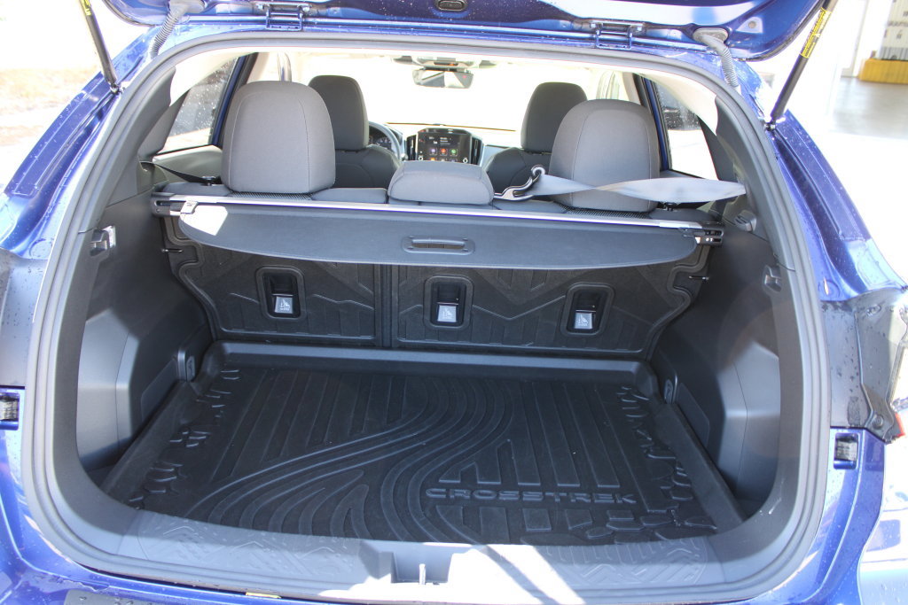 Used 2024 Subaru Crosstrek 2.0i Premium w/ Crosstrek Mirror Package AWD/4WD image 9