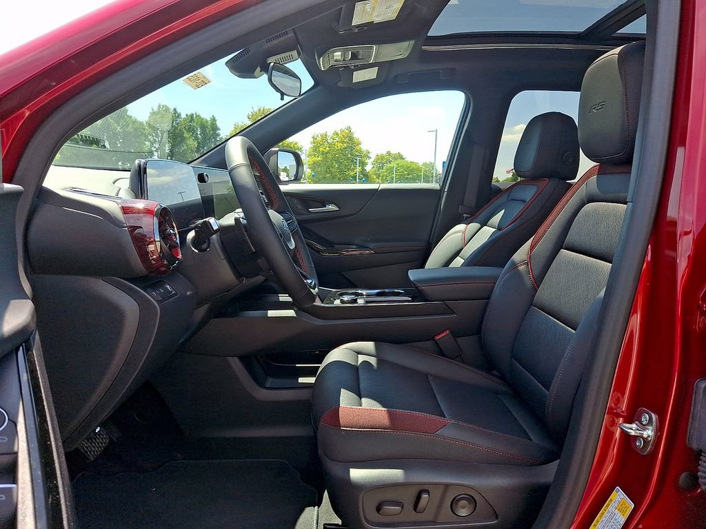 New 2027 Chevrolet Equinox RS w/ Convenience Package III FWD image 9
