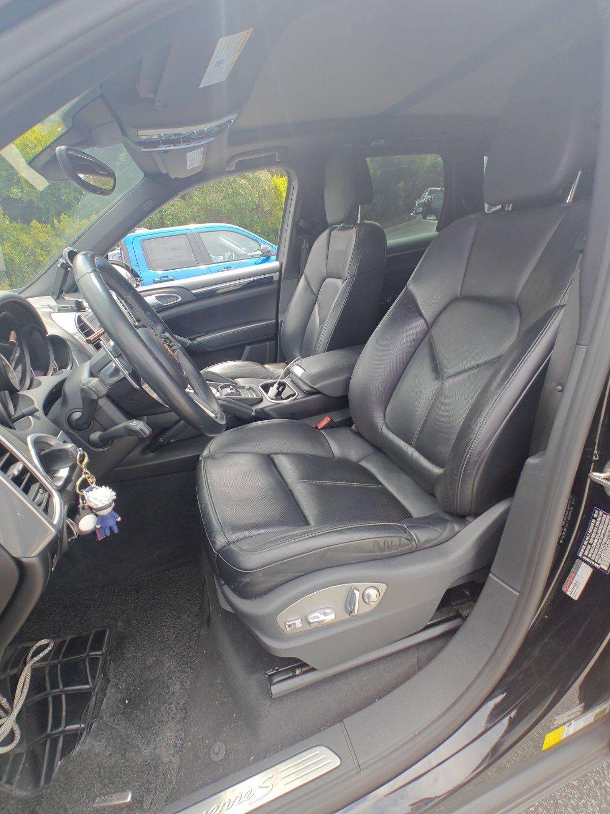 Used 2015 Porsche Cayenne S AWD/4WD image 11