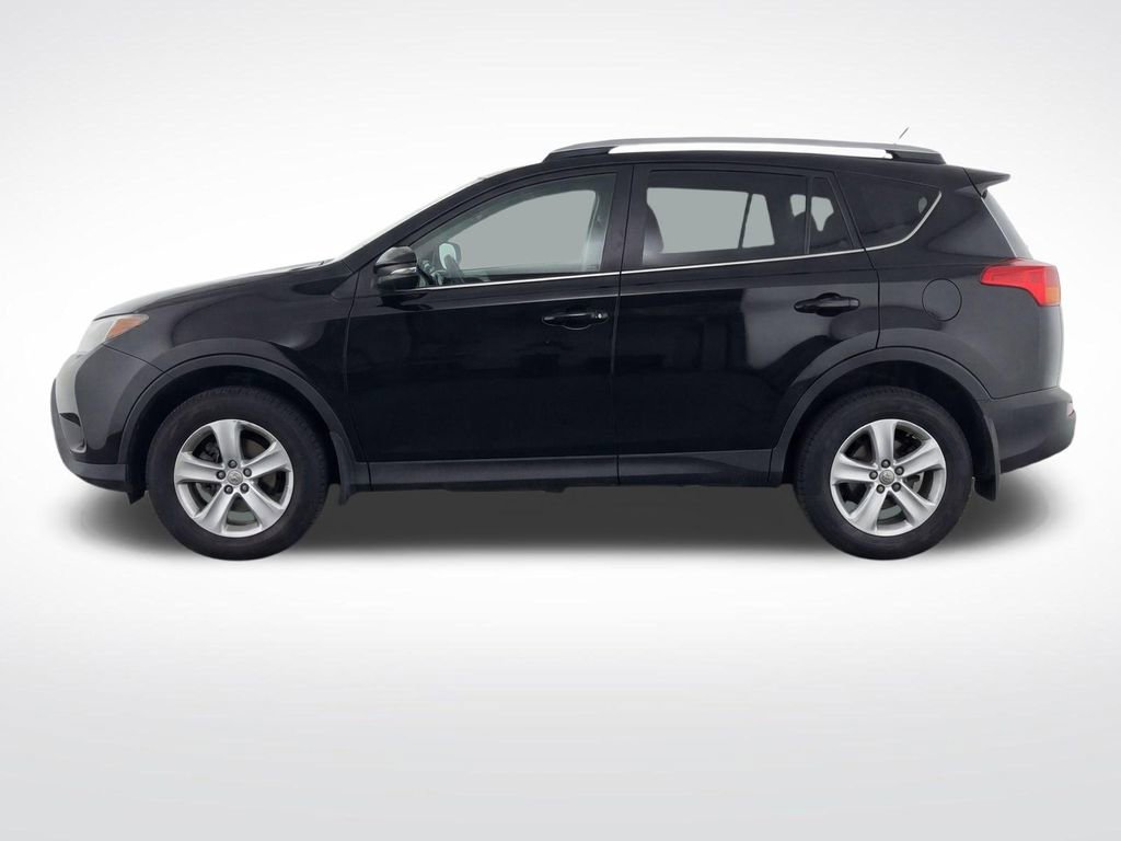 Used 2015 Toyota RAV4 XLE image 8