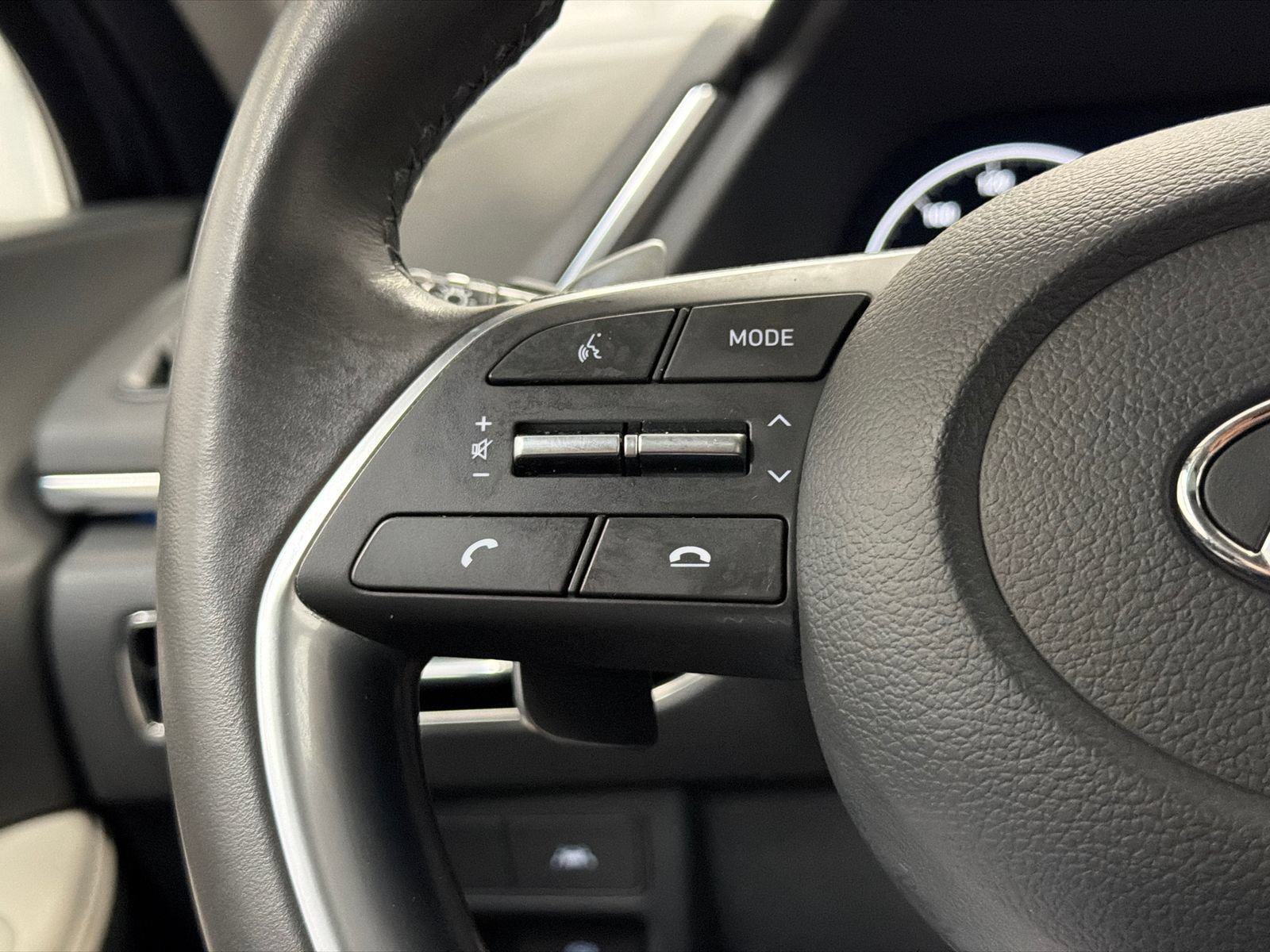 Used 2023 Hyundai Sonata Limited FWD image 21