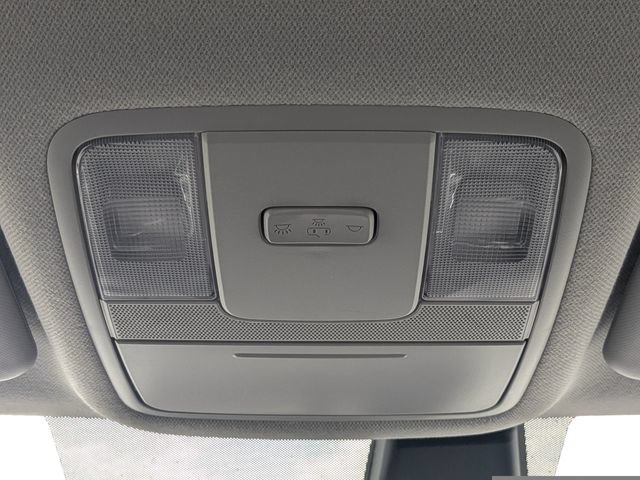 Certified 2025 Kia Soul LX w/ LX Technology Package FWD image 22