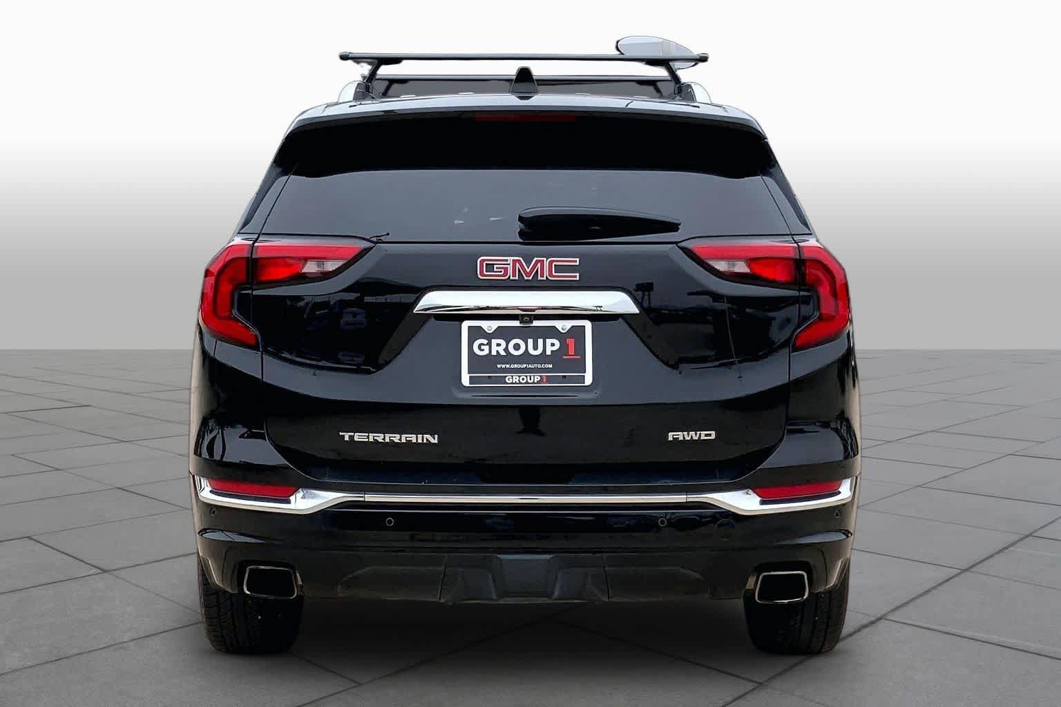 Used 2019 GMC Terrain Denali w/ Advanced Safety Package AWD/4WD image 5