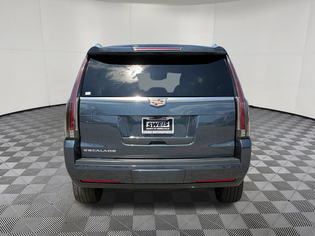 Used 2020 Cadillac Escalade Platinum AWD/4WD image 6