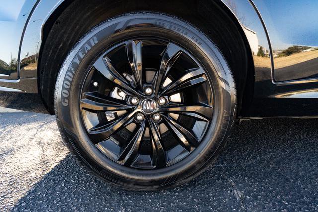 Used 2024 Buick Envista Sport Touring w/ Convenience I Package image 32