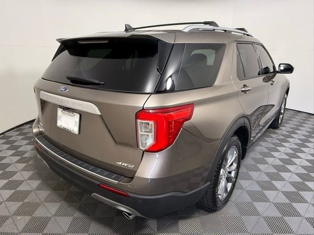 Used 2021 Ford Explorer Limited w/ Equipment Group 301A image 6