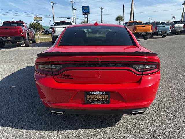 Used 2023 Dodge Charger SXT w/ Blacktop Package RWD image 7