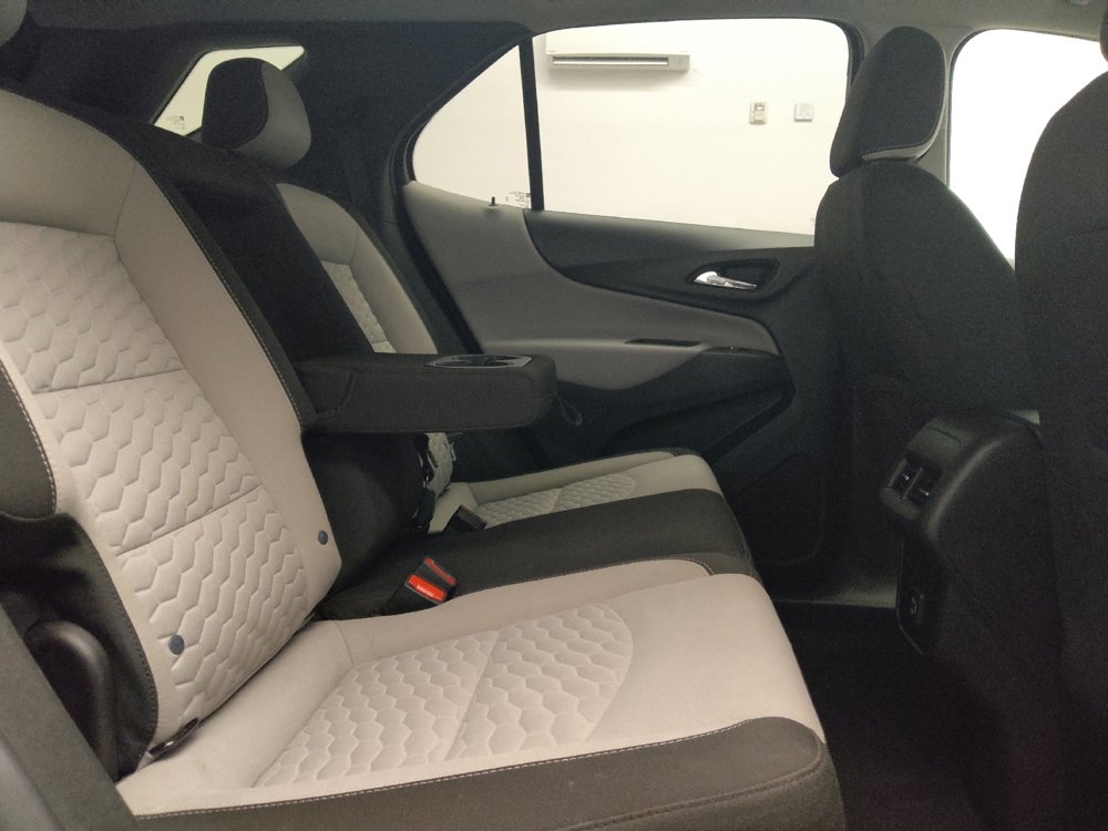 Used 2021 Chevrolet Equinox LS w/ LS Convenience Package FWD image 19