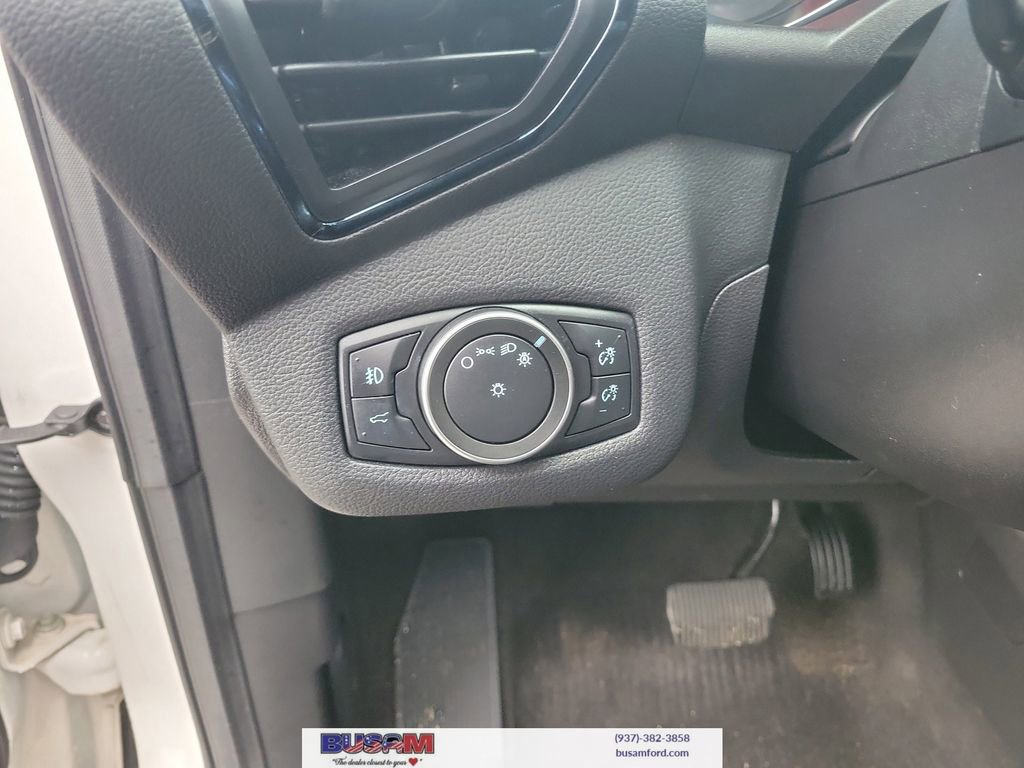 Used 2019 Ford Escape Titanium image 16