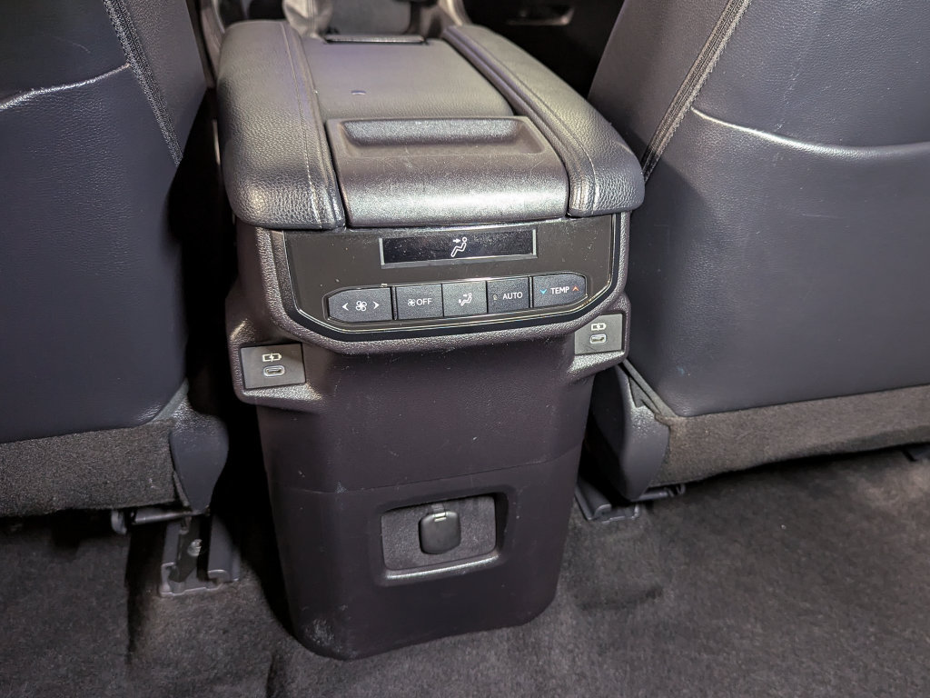 Certified 2025 Toyota Grand Highlander AWD image 47